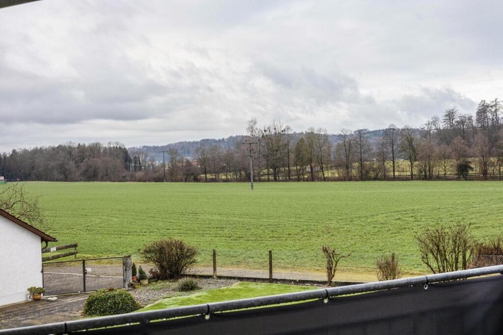 Ferienwohnung Im Gruenen, 10 Km Rv, 30 Km Bodensee, Kueche Bad Balkon Wolpertswende Exteriér fotografie